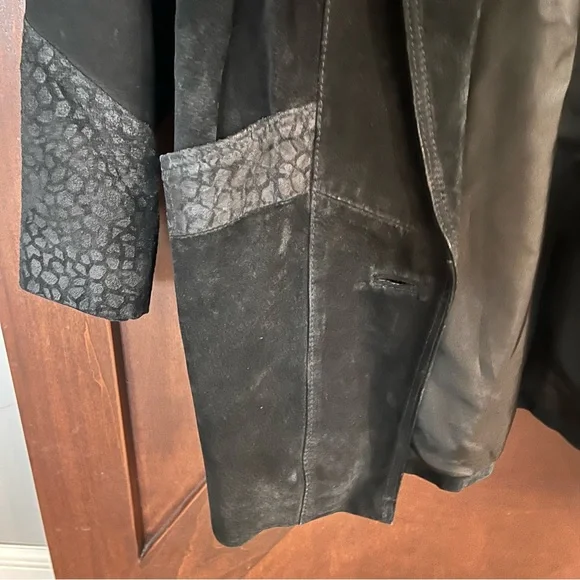 Vintage Leather Fringe Western Cowgirl Jacket - Picture 6 of 11